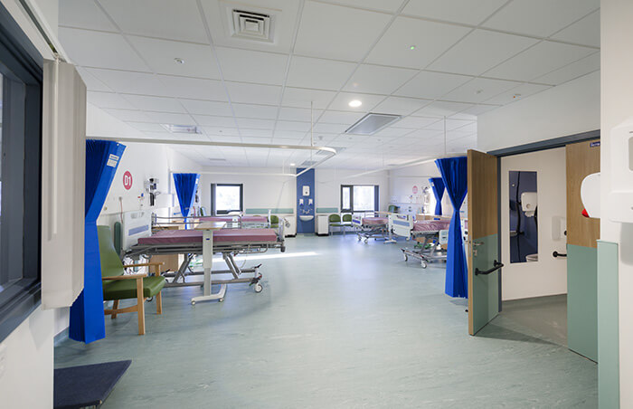 Northwick-Park-Hospital_ward